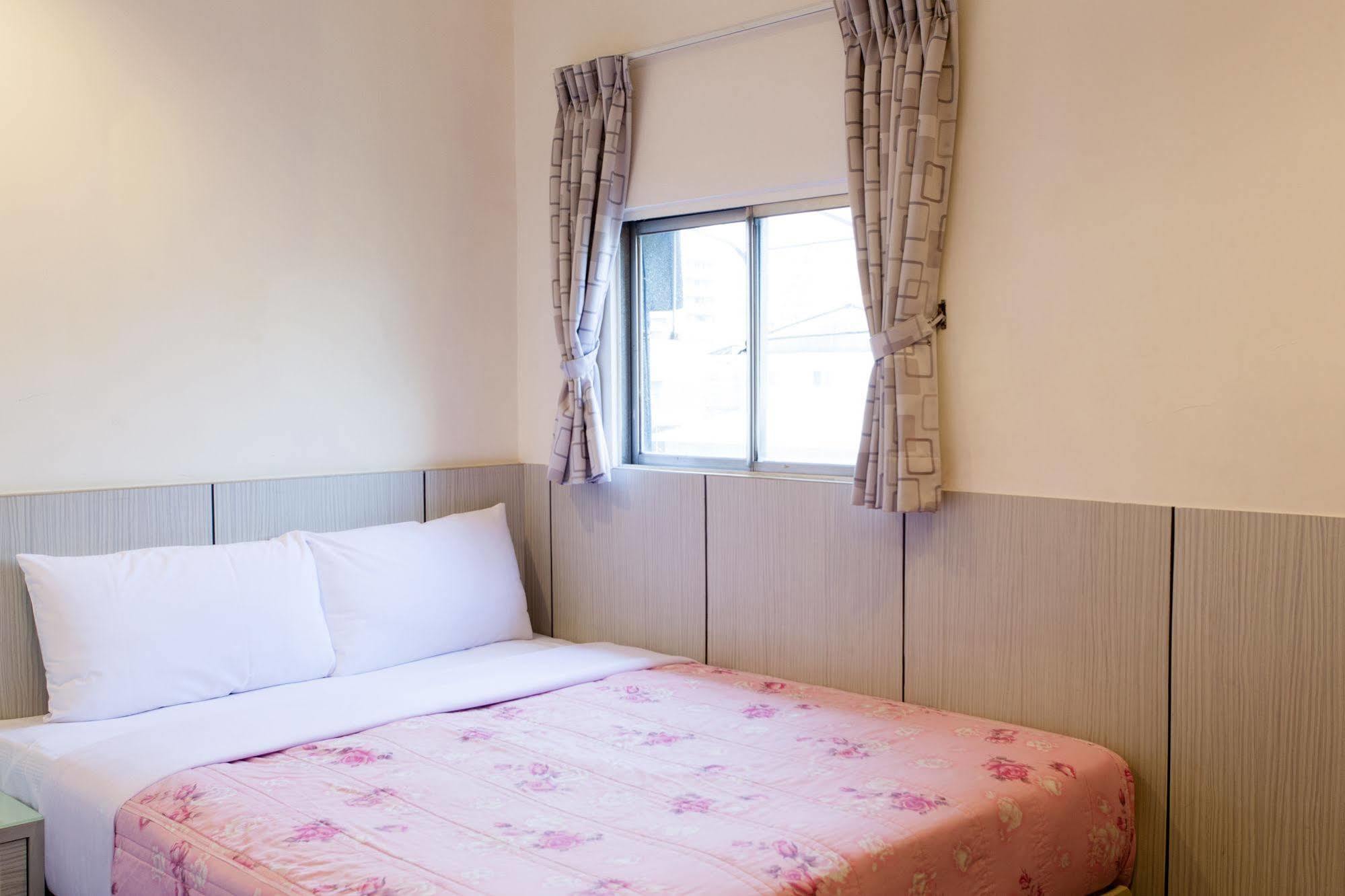 Ruei Gung Business Hotel Καοσιούνγκ Εξωτερικό φωτογραφία