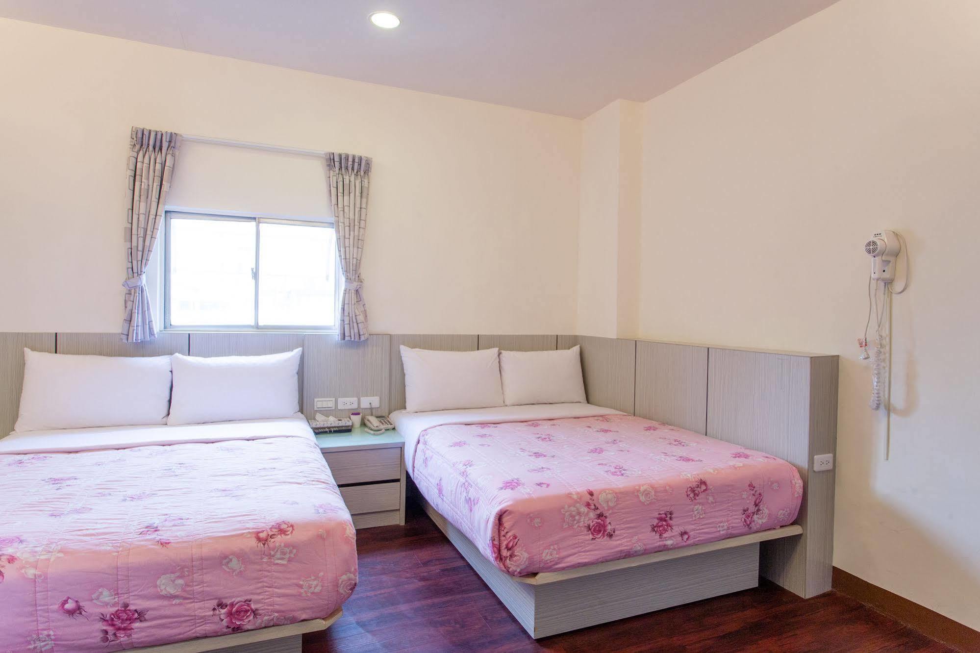 Ruei Gung Business Hotel Καοσιούνγκ Εξωτερικό φωτογραφία